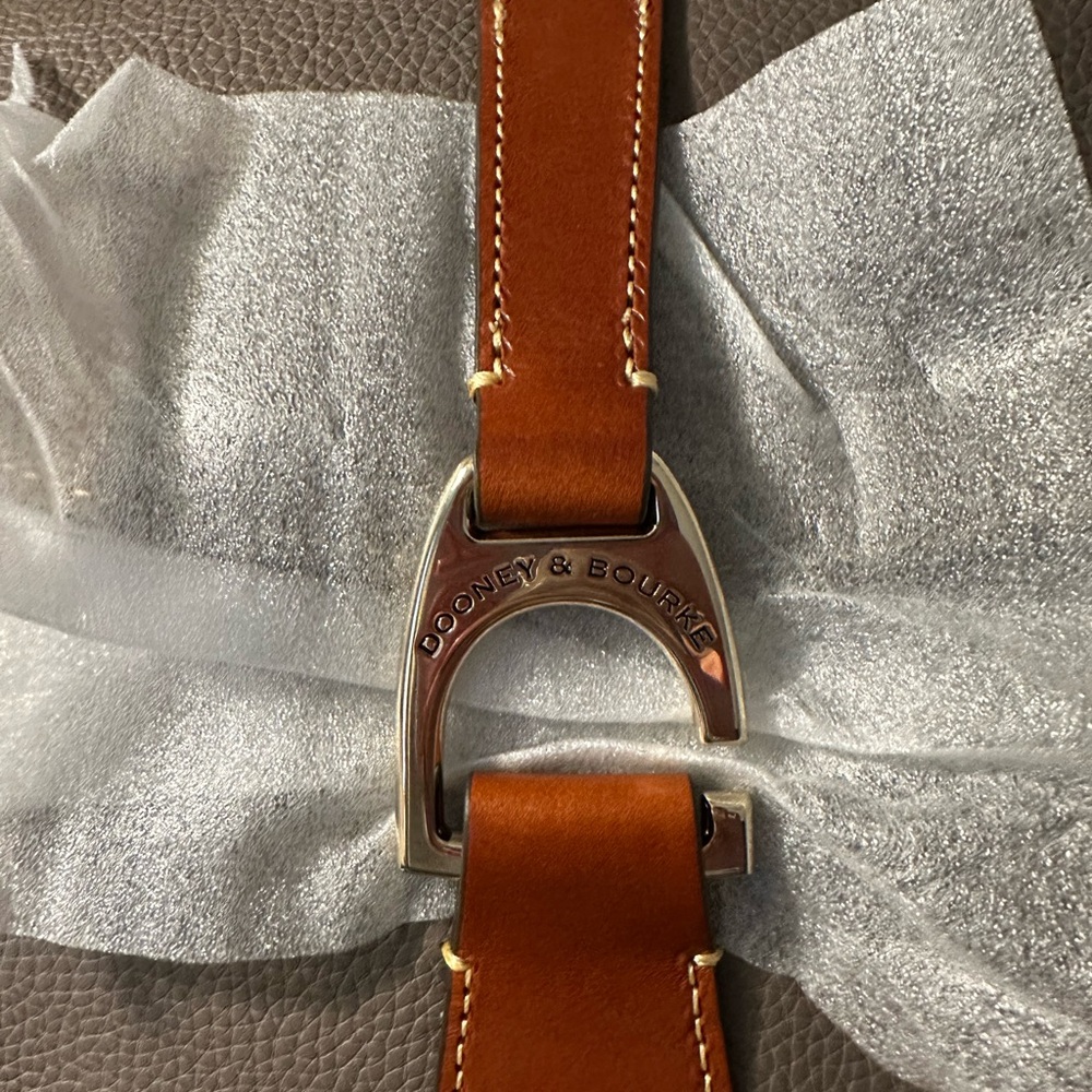 Dooney and Burke Elegant gray Leather Shoulder Bag - Picture 6 of 8